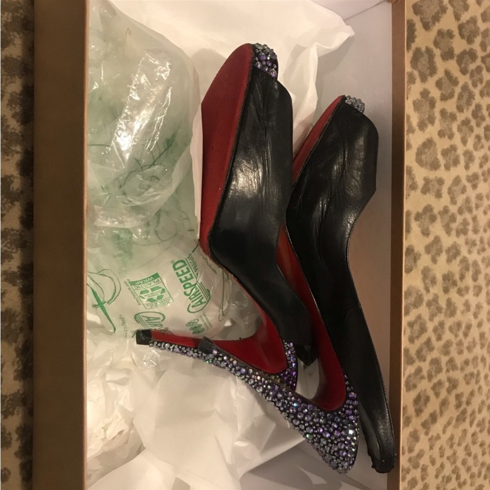 100% authentic Christian Louboutin heels